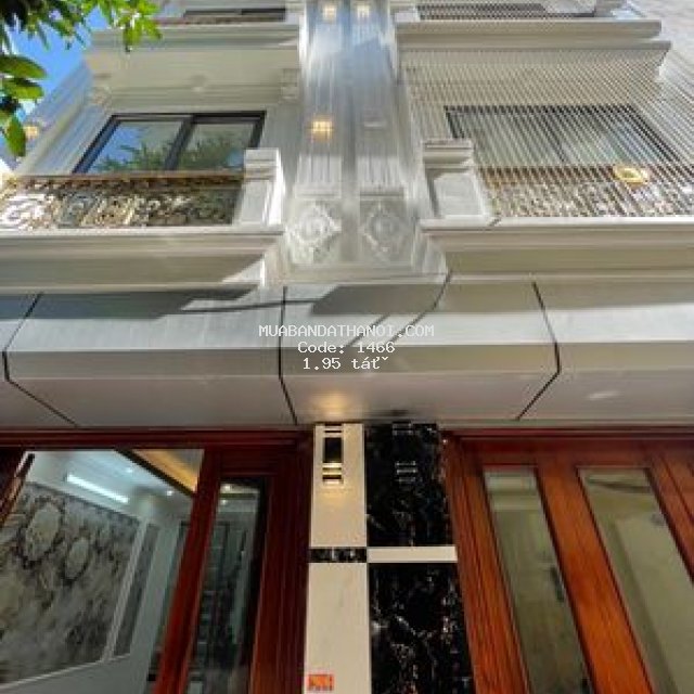 Bán nhà 4 tầng, 31m2, cự khối, long biên, sổ đỏ