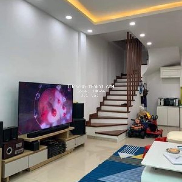 Bán nhà di ái, di trạch, 39m2, 3.1 tỷ