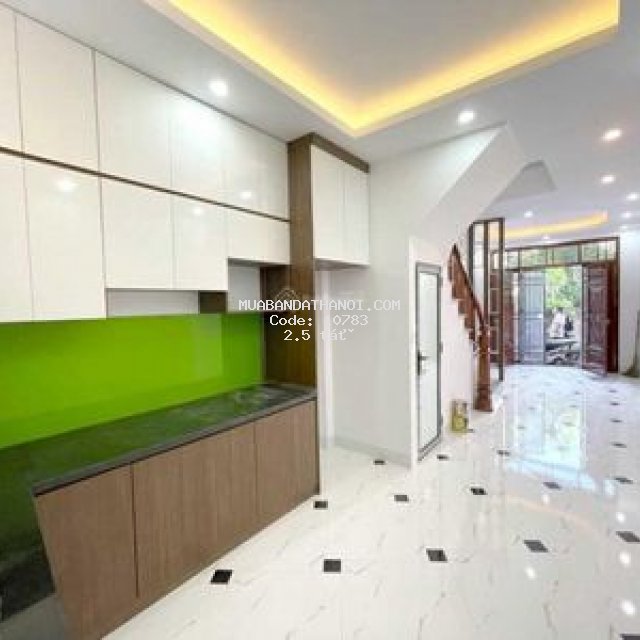 Bán nhà di trạch, rộng, đẹp như hình, 38m2, 2.5 tỷ