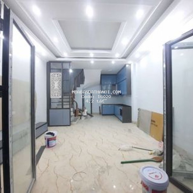 Bán nhà ngõ 82 hồ đền lừ, 42m2 5 tầng , 4.2 tỷ