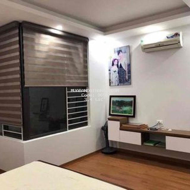 Bán nhà phố chùa láng, cạnh đh ngoại thương 32m2x5