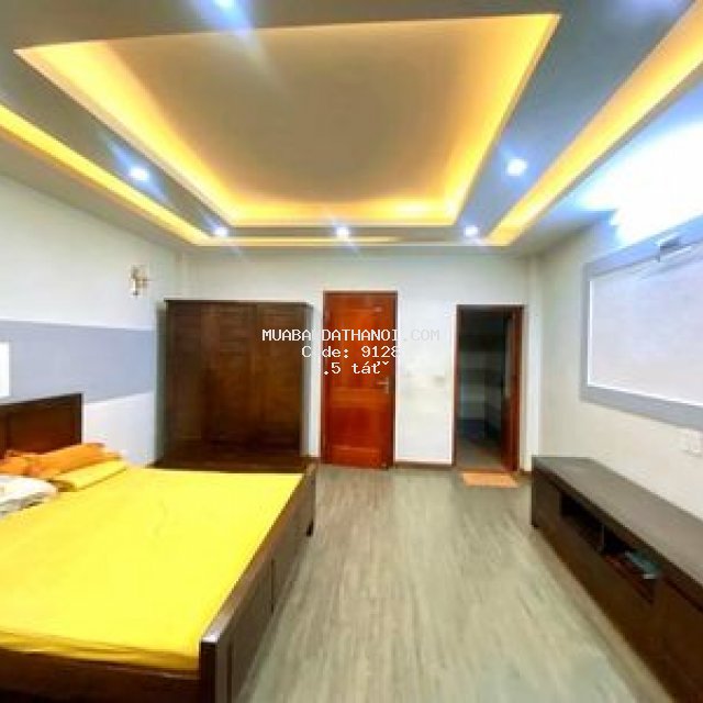 Bán nhà tây hồ.  44m².  6 tỷ