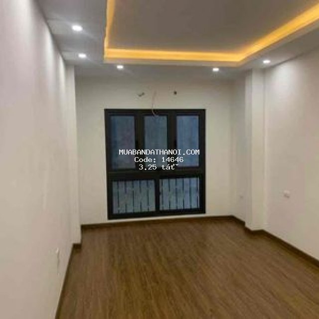 Bán nhà thuỵ khuê, ngõ thông rộng 2,5m,50m ra phố