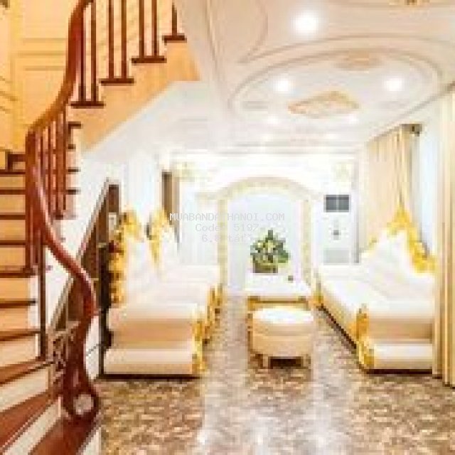 Nguyễn văn cừ, gara, thang máy, 46m2, 6 tầng