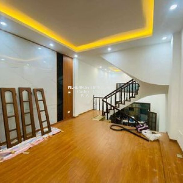 Nhà 40m2 thụy khuê mới hoàn thiện