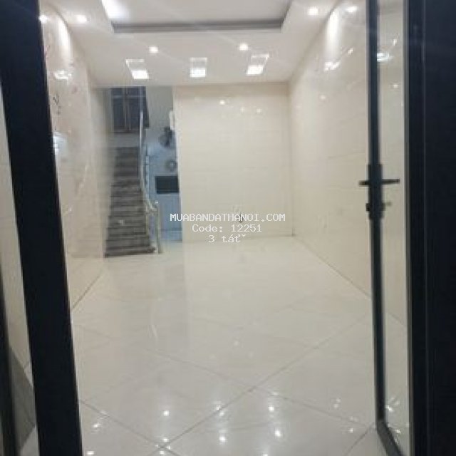 Nhà ngõ nguyễn lương bằng,diện tích 30m2,3 tầng