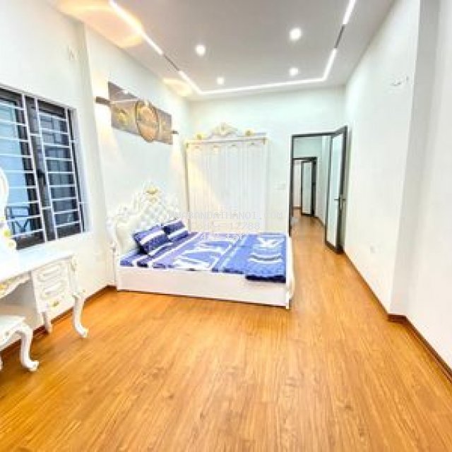 Xã đàn, quận đống đa , 35m2, 5 tầng, chỉ 4.2 tỷ.