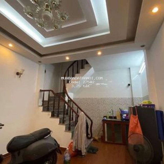 Bán nhà đẹp 5 tầng phố kim mã, ba đình. 28m2.lô góc. gần phố.3.25 tỷ