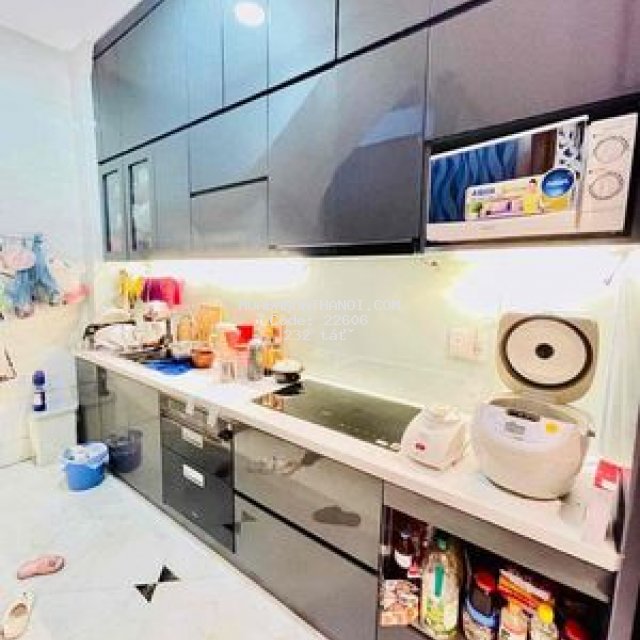 Bán nhà phố tràng thi 350m 232 tỷ vị trí kim cương