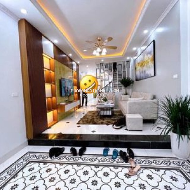 Bán nhà phùng chí kiên-58m2 giá nhỉnh 6 tỷ- ngõ to gần phố