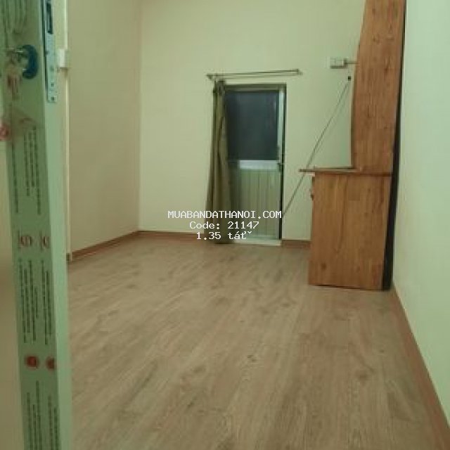 Bán nhà riêng 15m2x4t ngõ văn hương  ( có sổ riêng)