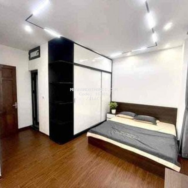 Bán nhà riêng âu cơ-tây hồ 60m2-5t-3n lô góc t.máy