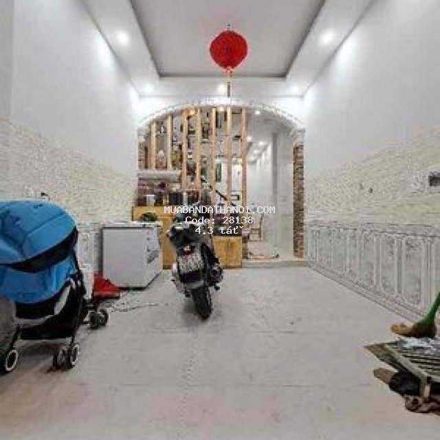 Chính chủ nhở bán gấp 32m2, 5 tầng, giá 4,3 tỷ khương đình, cực hiếm