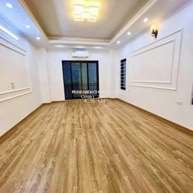 Nhà đẹp  mới còn duy nhất 1 căn thụy khuê 40m2,5 tầng,ngõ 2,5m