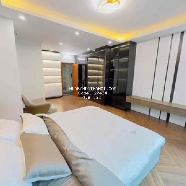 Nhà đội cấn,40m2, 5 tầng, 50m ra mặt phố, ngõ thông rộng 2,5m