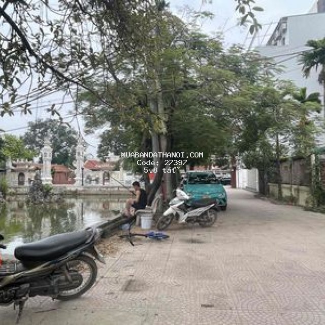 Nhà mặt ngõ ô tô tránh miễu nha -ntl. sổ vuông đẹp view hồ- kinh doanh