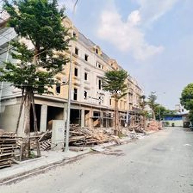 Shophouse *** tại thanh xuân mà giá chỉ 200tr/m2.rẻ nhất khu vực