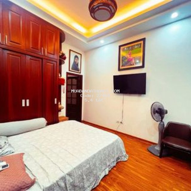 Siêu hiếm - nhà 3 tầng 85m2 - ô tô 29 chỗ chạy vòng quanh cầu nhât tân