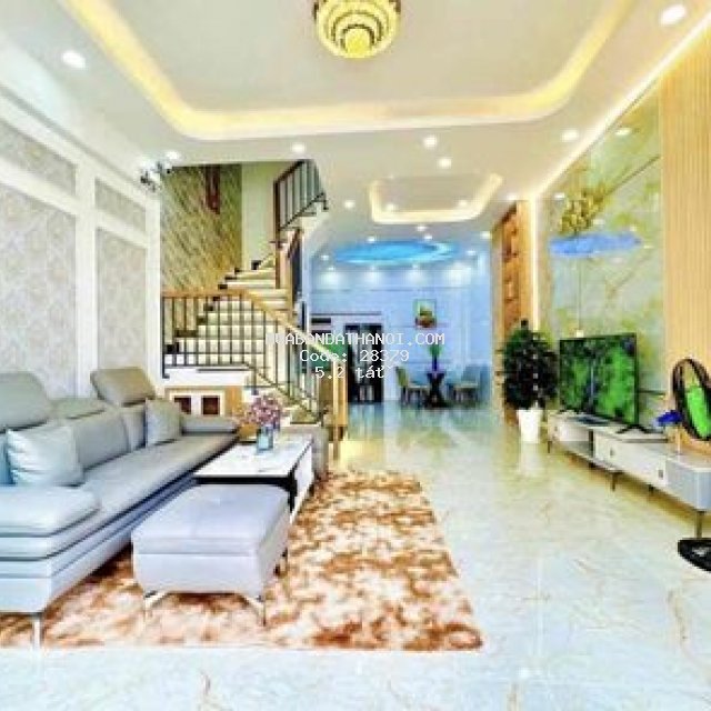 Thuỵ khuê 45m2 lô góc 3 thoáng- cách phố 30m- giá 5.2 tỷ gần hồ