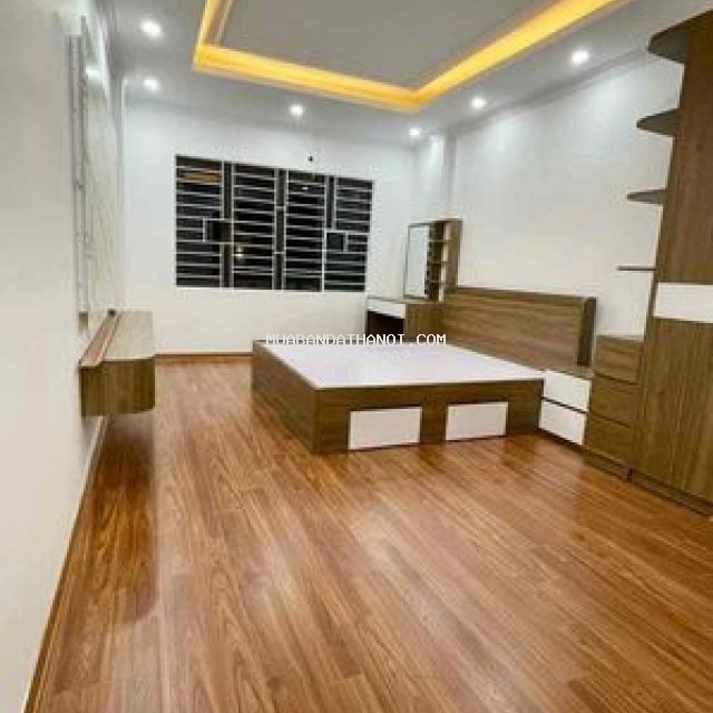 Tt đống đa chỉ hơn 4 tỷ_31m2x5t_cách phố 20m_nhà mới ở ngay