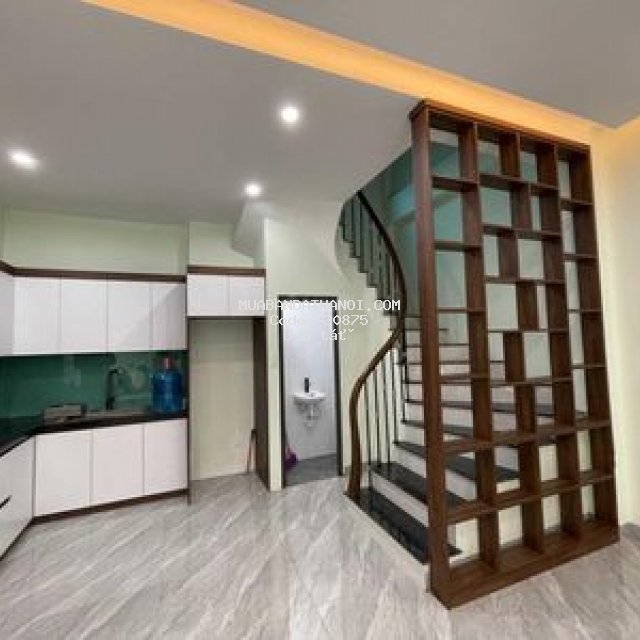 42m2 nhà riêng chính chủ mới hoàn thiện có cửa sổ trời tại phúc lý